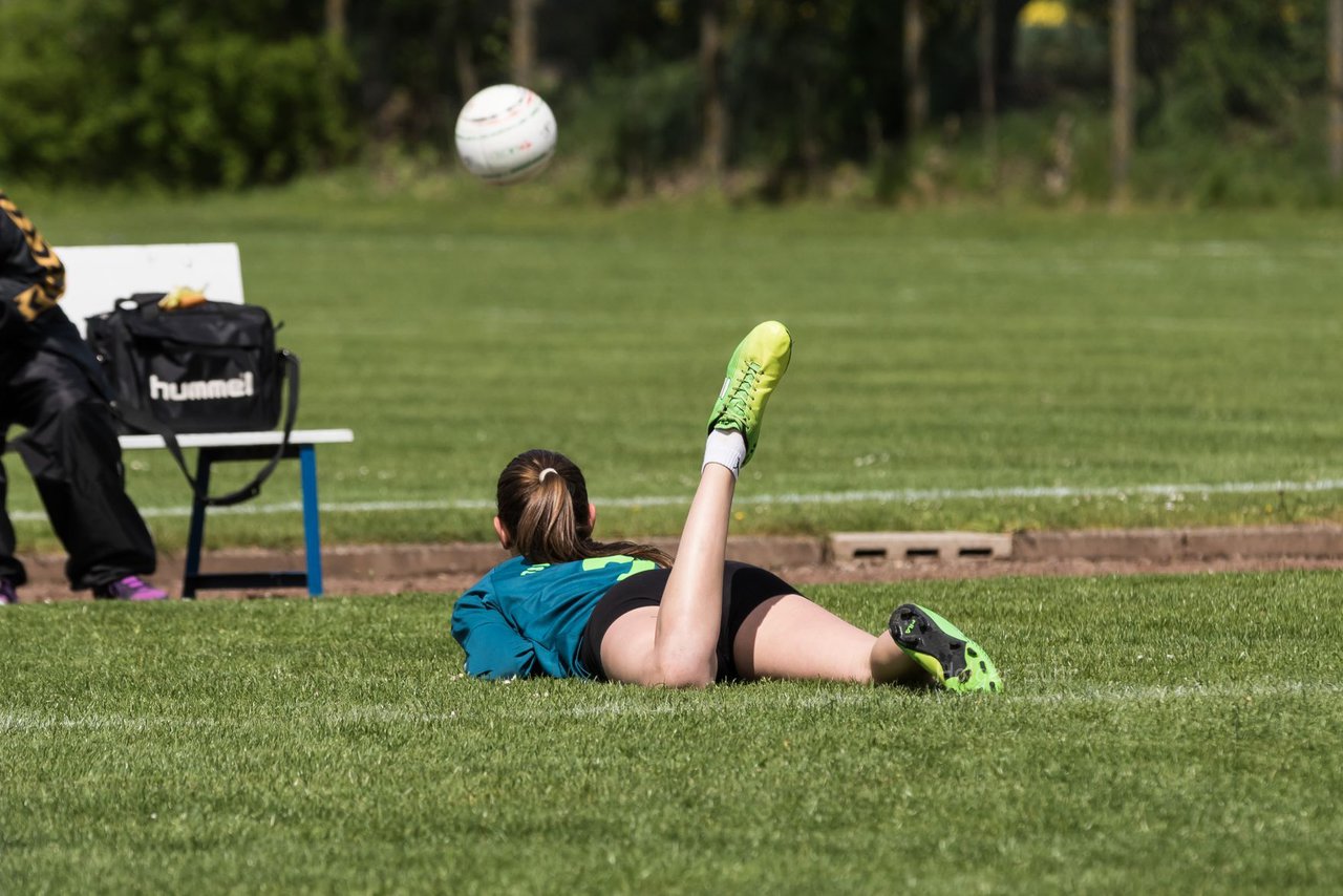 Bild 102 - Faustball Frauen Wiemersdorf